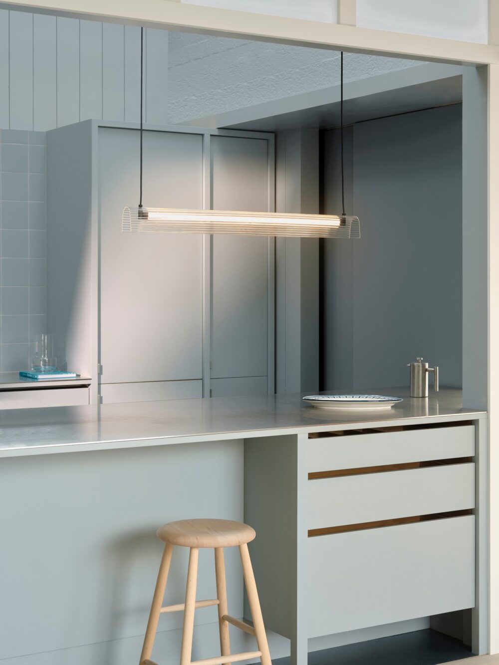 Aliani | Pendant | Black