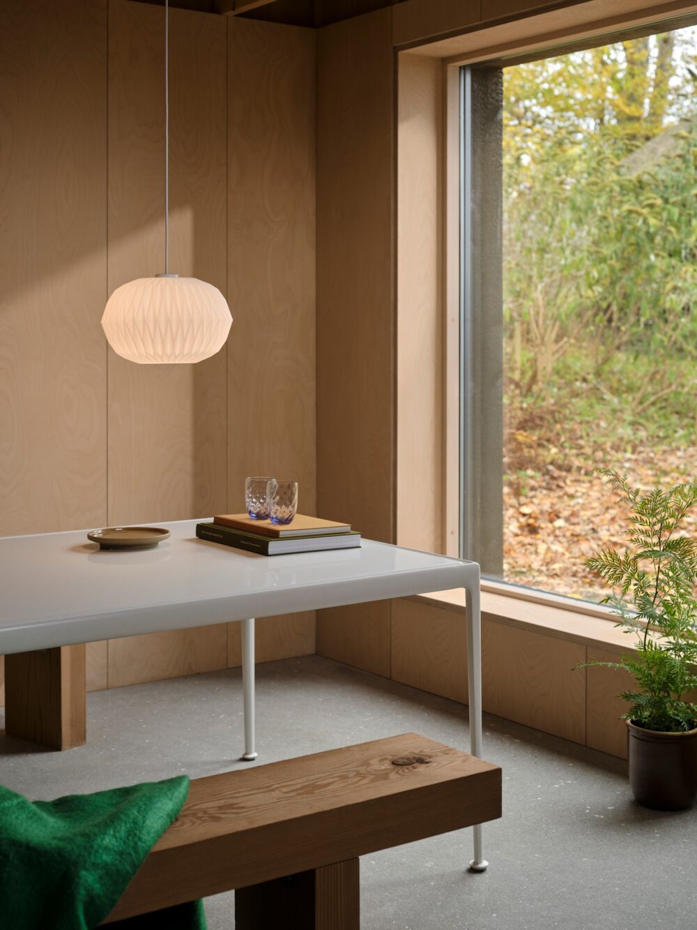 Aviana | Pendant | Opal white