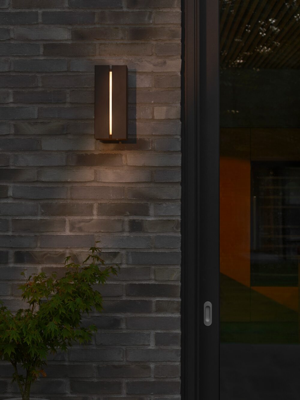 Clarini | Wall light | Seaside black