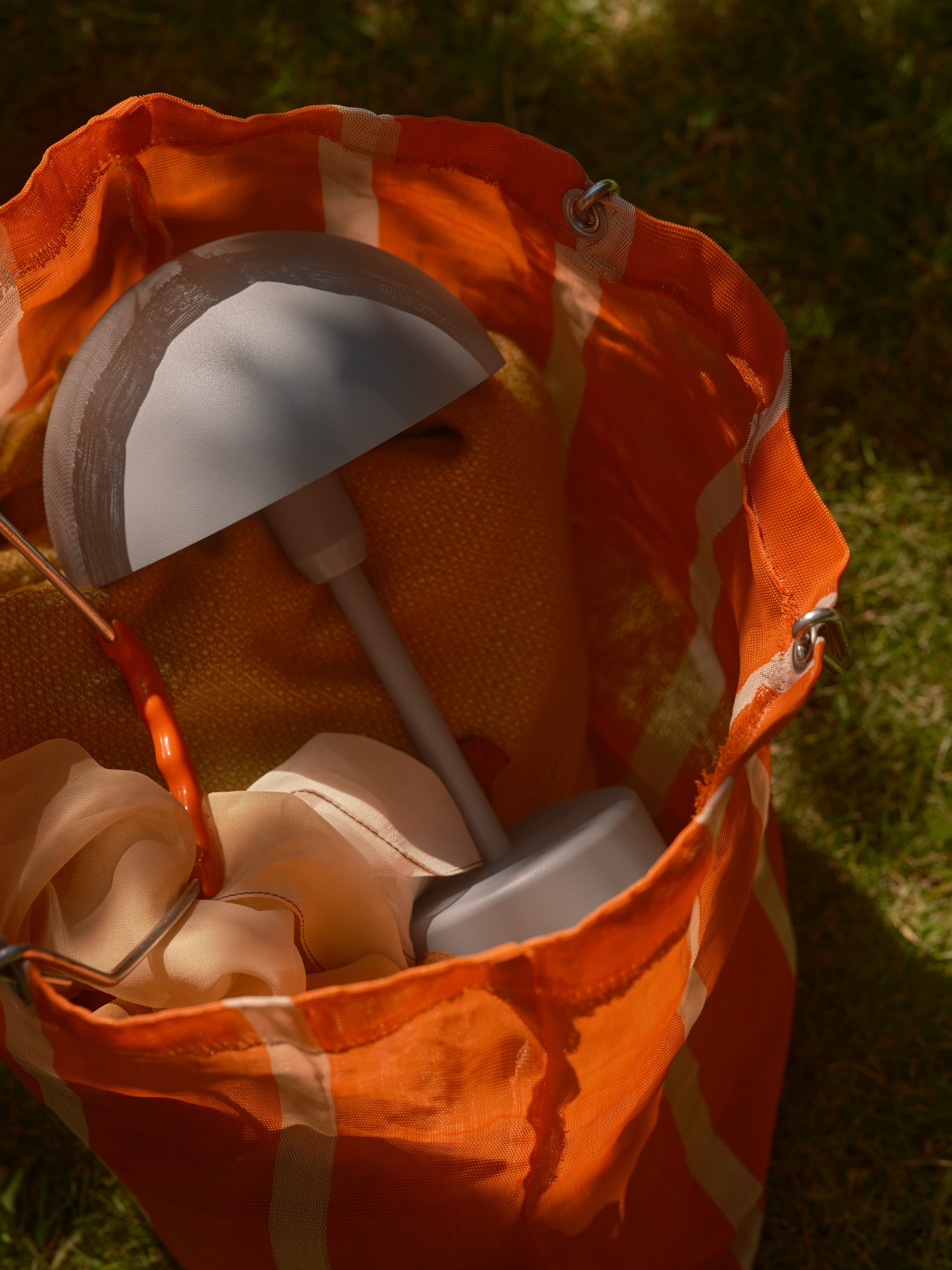 M Ellen 2418015010_3