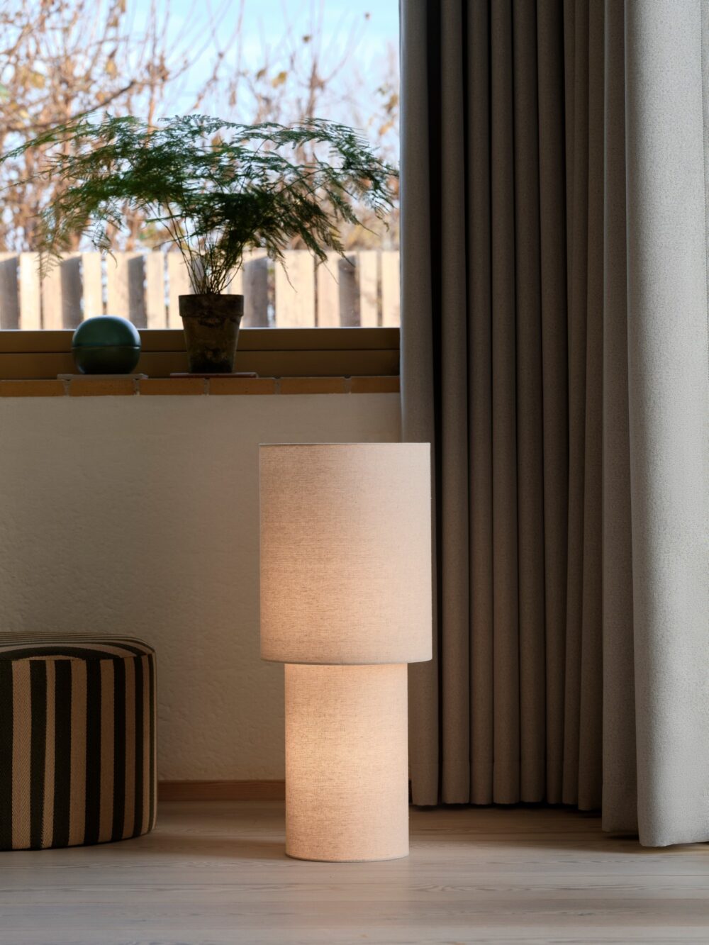 Izara 60 | Floor lamp | Beige