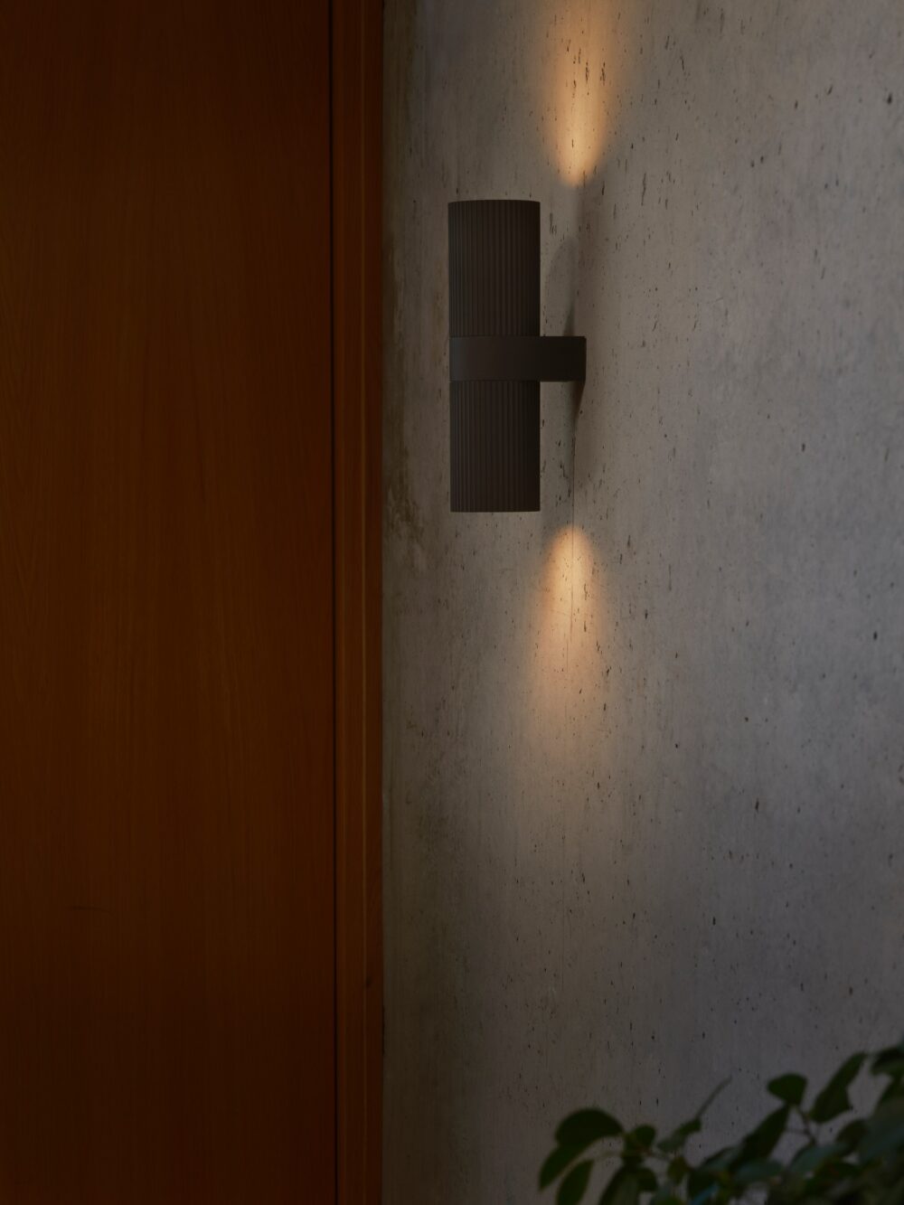 Kyklop Ripple Maxi | Wall light | Black