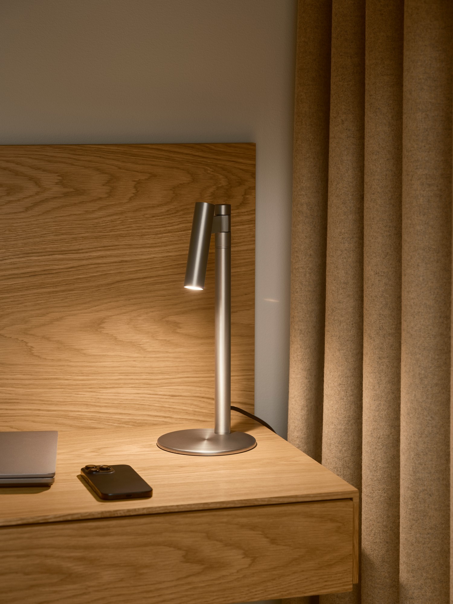 M Makoto 2620075033_2