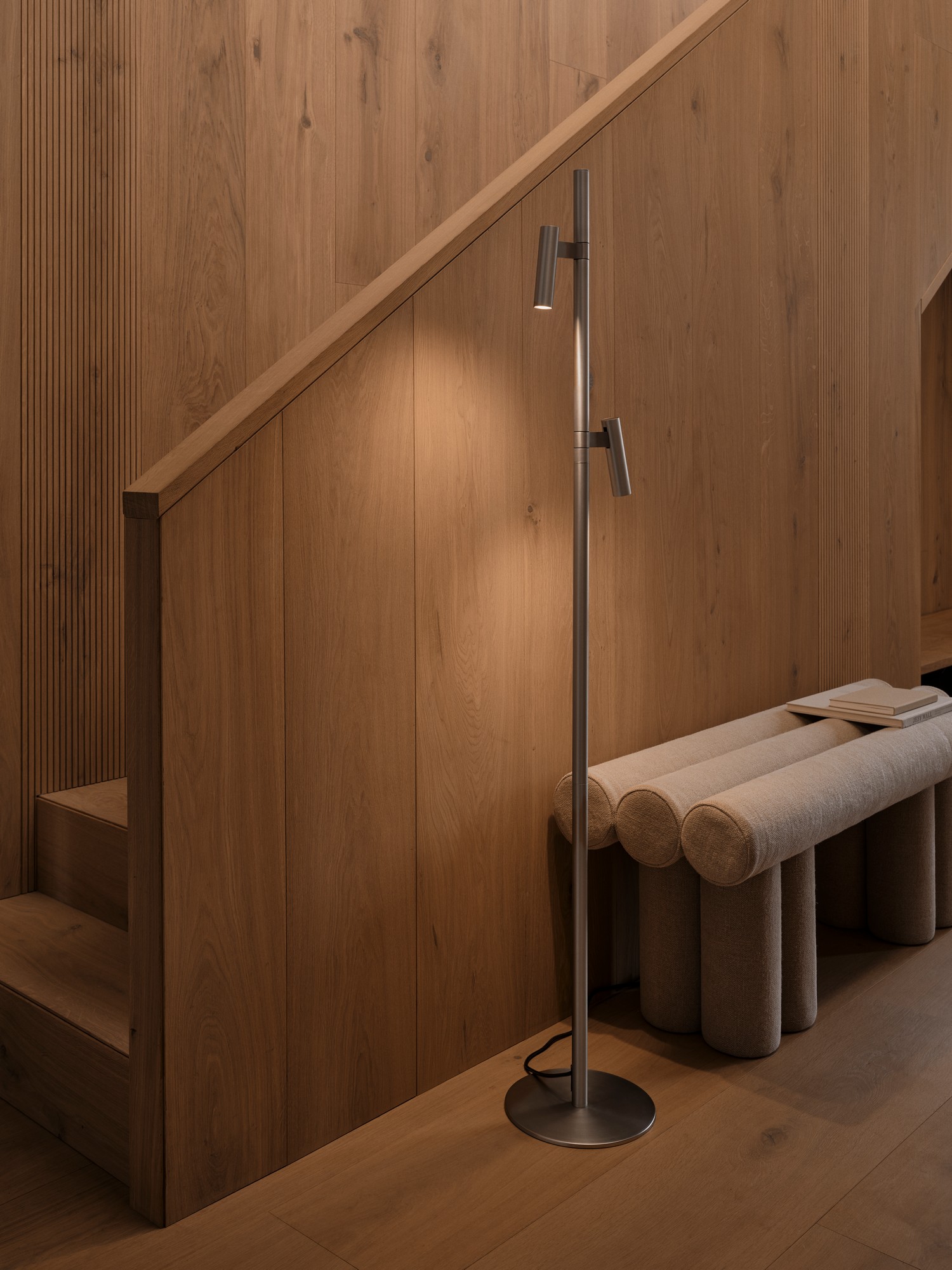 M Makoto 2620094033_2