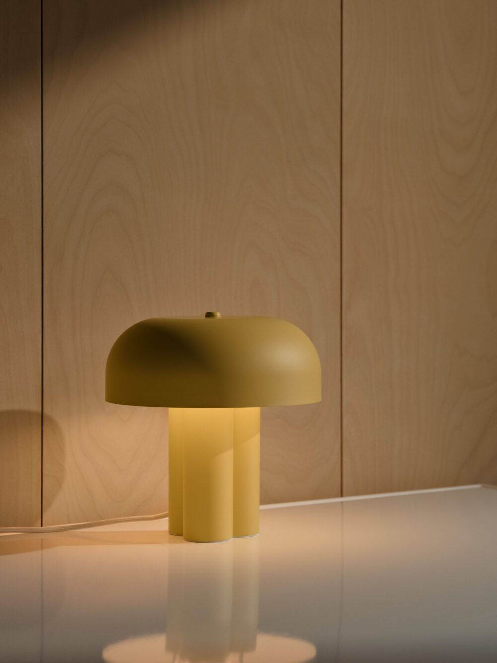 Sandro | Table lamp | Yellow