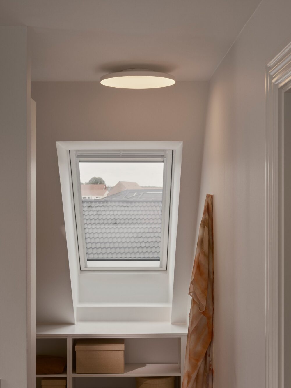 Serenova 36 | Ceiling light | White